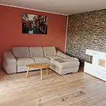Gemuetliche 90 Qm In Saarburg, Zentral Gelegen, Garten Mit Aussicht, Separater Eingang Appartement Sarrebourg
