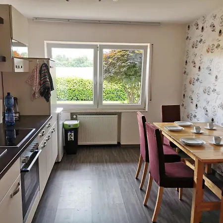 Gemütliche 90 Qm In Saarburg, Zentral Gelegen, Garten Mit Aussicht, Separater Eingang Saarburg