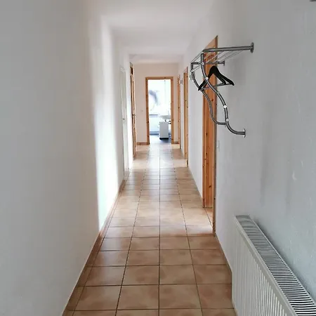 Apartment Gemuetliche 90 Qm In Saarburg, Zentral Gelegen, Garten Mit Aussicht, Separater Eingang *
