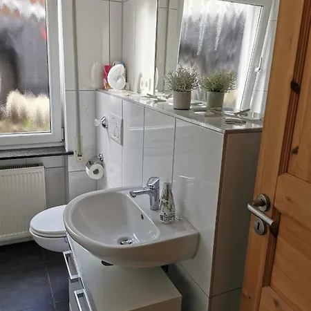 Gemuetliche 90 Qm In Saarburg, Zentral Gelegen, Garten Mit Aussicht, Separater Eingang *