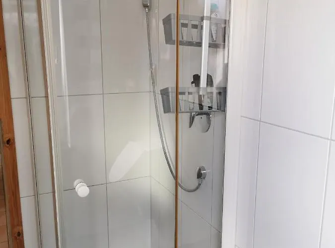 דירה Gemuetliche 90 Qm In Saarburg, Zentral Gelegen, Garten Mit Aussicht, Separater Eingang זארבורג