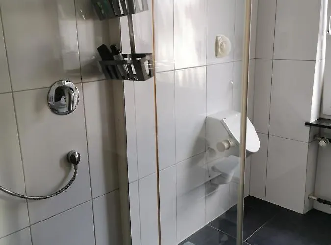 דירה Gemuetliche 90 Qm In Saarburg, Zentral Gelegen, Garten Mit Aussicht, Separater Eingang זארבורג